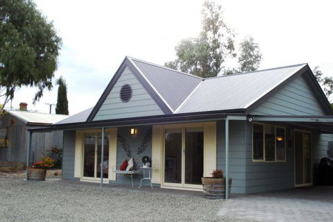 Auburn Pavilions - Surfers Gold Coast 1