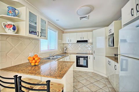 Aqua Leaf Apartment - Surfers Gold Coast 0