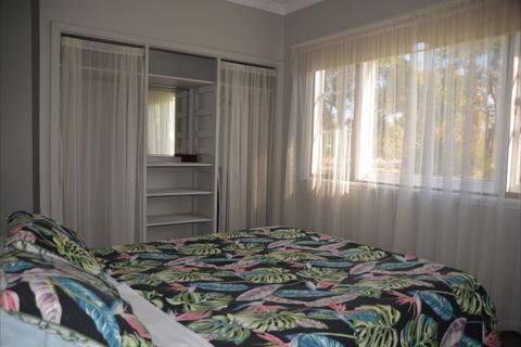 Sandy Lake Farm Stay Accommodation Gingin WA - Surfers Gold Coast 6