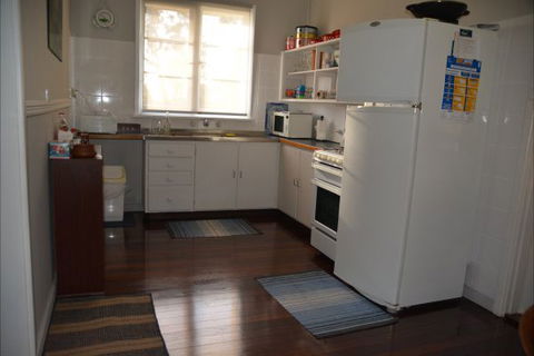 Sandy Lake Farm Stay Accommodation Gingin WA - Surfers Gold Coast 8