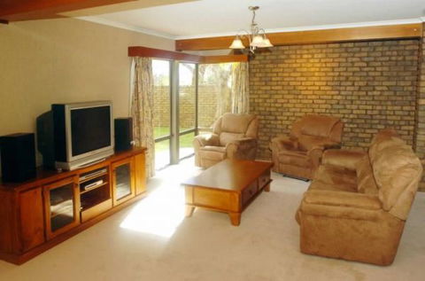 Trenberth House - Surfers Gold Coast 2