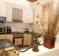 Anderl's Beach Cottage - Surfers Gold Coast