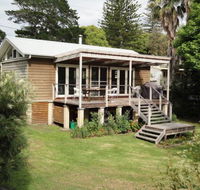 Flowers Cottage - Surfers Gold Coast