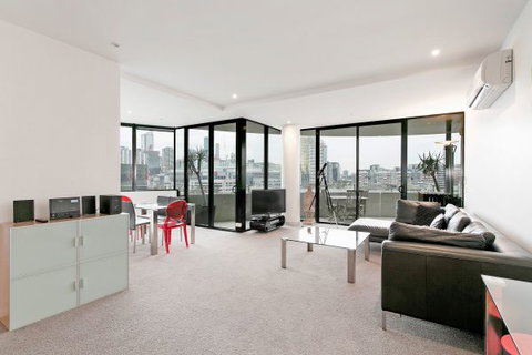 Docklands Private Collection Of Apartments Melbourne - Surfers Gold Coast 3