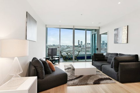 Docklands Private Collection Of Apartments Melbourne - Surfers Gold Coast 6