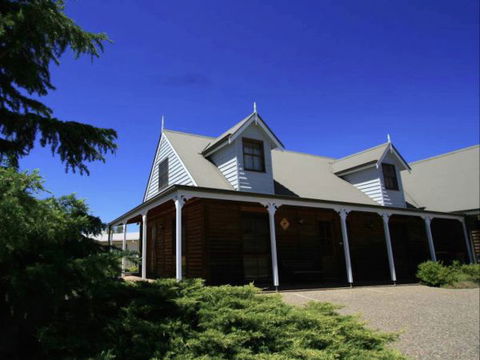 Edelweiss Hutte - Surfers Gold Coast 6