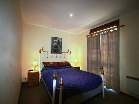 Edelweiss Hutte - Surfers Gold Coast 9