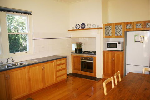 Elderton Guest House - Surfers Gold Coast 1