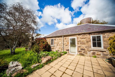 Sunnyside Cottage - Surfers Gold Coast 2