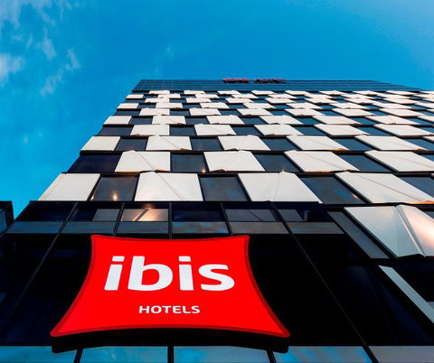 Ibis Adelaide - Surfers Gold Coast 2