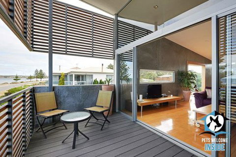 PetLet 10: 1/18 Franklin Parade At Encounter Bay - Surfers Gold Coast 2