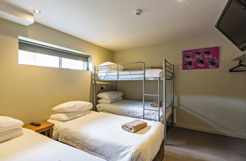 Altezza 1570 By Alpine Boutique Apartments - Surfers Gold Coast 8