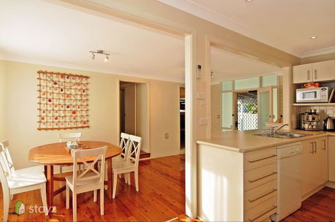 Hayes Beach House - Surfers Gold Coast 8