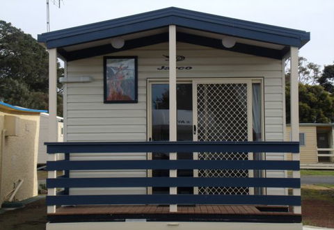 Lake Colac Caravan Park - Surfers Gold Coast 4