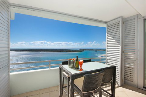 The Grand Apartments - Surfers Gold Coast 2