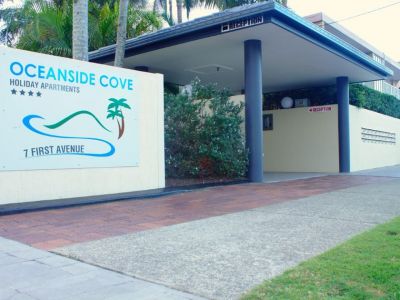 Oceanside Cove Holiday Apartments - Surfers Gold Coast 10