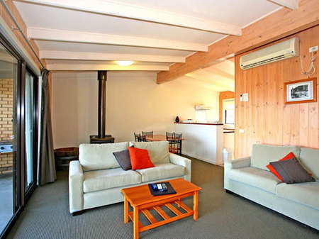 Beacon Point Ocean View Villas - Surfers Gold Coast 3