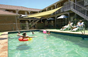 City Colonial Motor Inn - Surfers Gold Coast 0