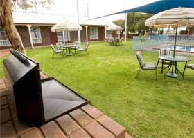 Carn Court Holiday Apartments - Surfers Gold Coast 3