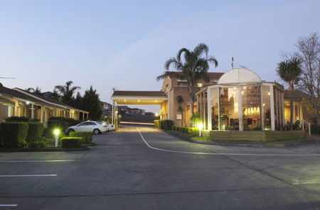 Best Western Airport Motel & Convention Centre - Surfers Gold Coast 3