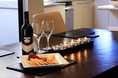 Alpine Country Cottages - Studio 7 - Surfers Gold Coast 2