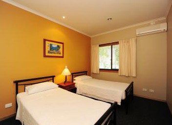 Portside Executive Apartments - Surfers Gold Coast 0