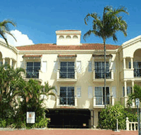Villa Vaucluse - Surfers Gold Coast