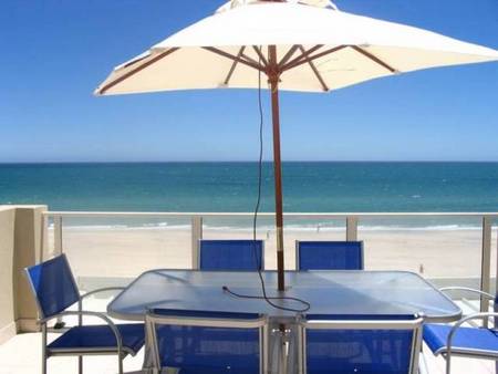 Adelaide Luxury Beach House - Surfers Gold Coast 0