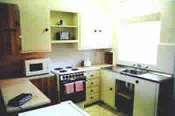 Capri Lodge Motel Apartments - Surfers Gold Coast 3