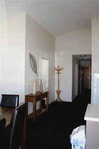 Heidi's Chalet Apartments - Surfers Gold Coast 1
