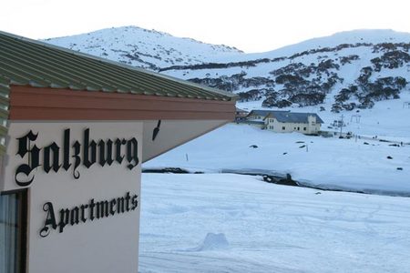 Salzburg Apartments - Surfers Gold Coast 0
