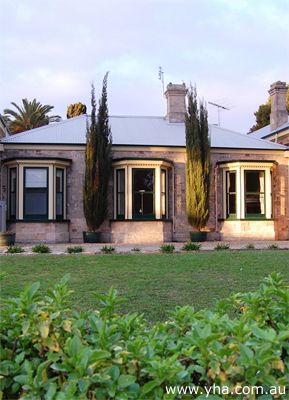 Lakeside Manor Yha - Surfers Gold Coast 1