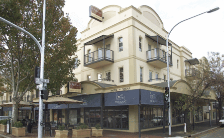 Oxford Terrace Apartments - Surfers Gold Coast
