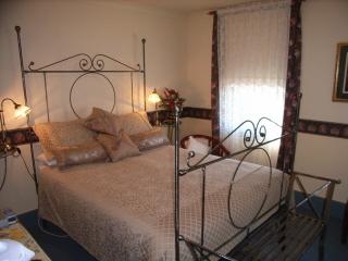 All Saints And Sinners Colonial B&B - Surfers Gold Coast 1
