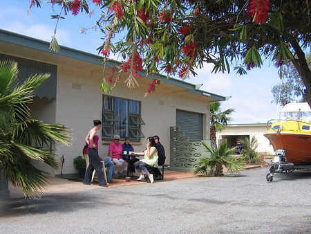 Tumby Bayside Holiday Units - Surfers Gold Coast 2