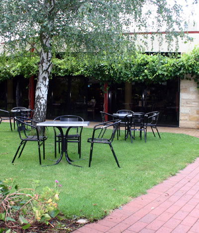 Vine Inn Barossa - Surfers Gold Coast 1