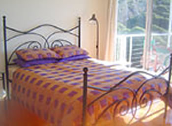 Bicheno On The Beach - Surfers Gold Coast 2