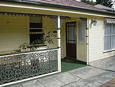 Beauty Point Cottages - Surfers Gold Coast 3