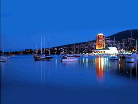 Wrest Point Hotel - Surfers Gold Coast 0