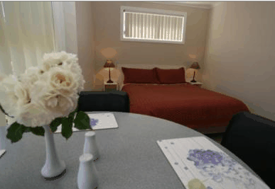 Shearwater Cottages on the Boulevard - Surfers Gold Coast