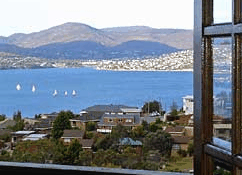 Hugo's B & B - Surfers Gold Coast 0