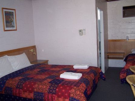 Espana Motel - Surfers Gold Coast 1