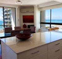 Carrington Court - Surfers Gold Coast