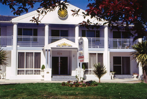 Blue & White Lodge - Surfers Gold Coast 2