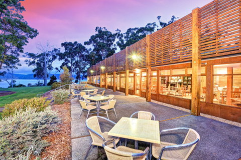 Stewarts Bay Lodge - Surfers Gold Coast 4