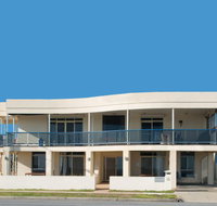 Seaview Sunset Beachfront Apartments - Surfers Gold Coast