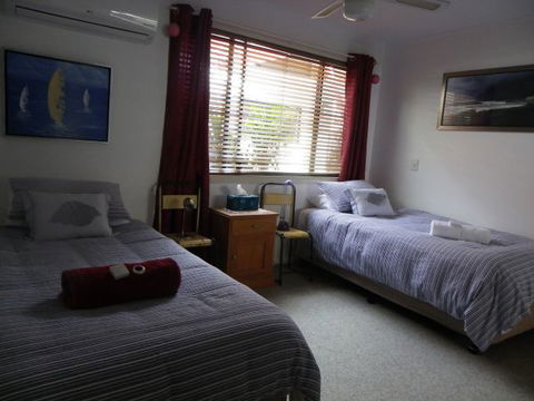 Werekataba - Surfers Gold Coast 5