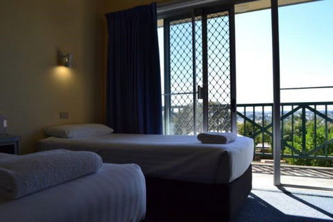 Lakes Resort Mount Gambier - Surfers Gold Coast 3