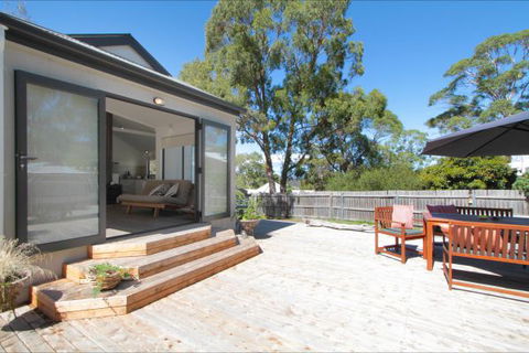 Littlerocks At Carlton - Surfers Gold Coast 0