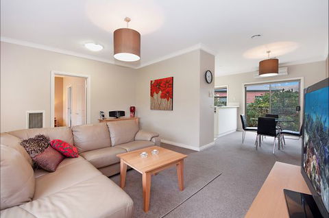 Hamilton Accommodation - Surfers Gold Coast 1